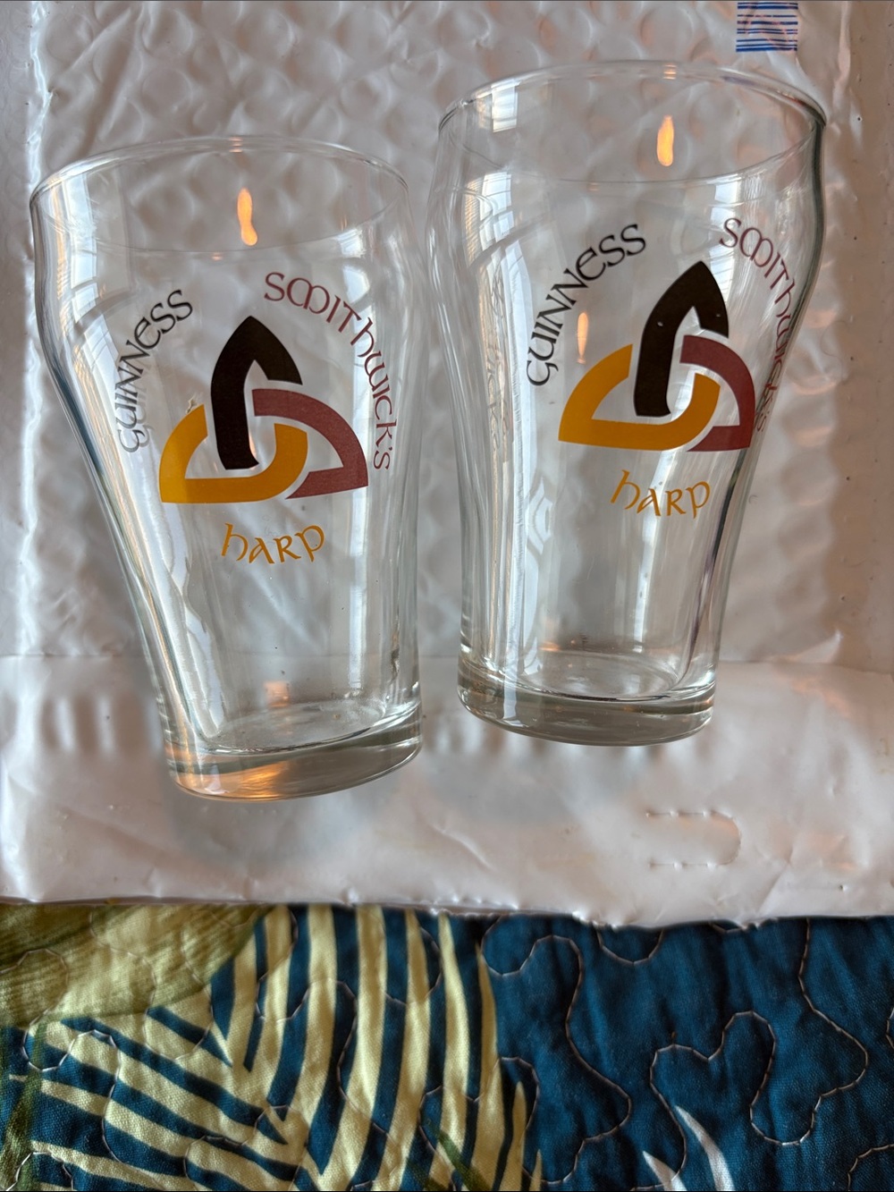 Guinness 1/4 Pint Glasses with Brown, Gold and Maroon Harp Logo - Pair